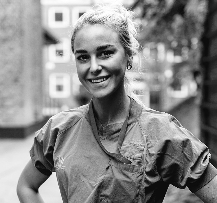Ingrid Rønnow<br />
Underläkare