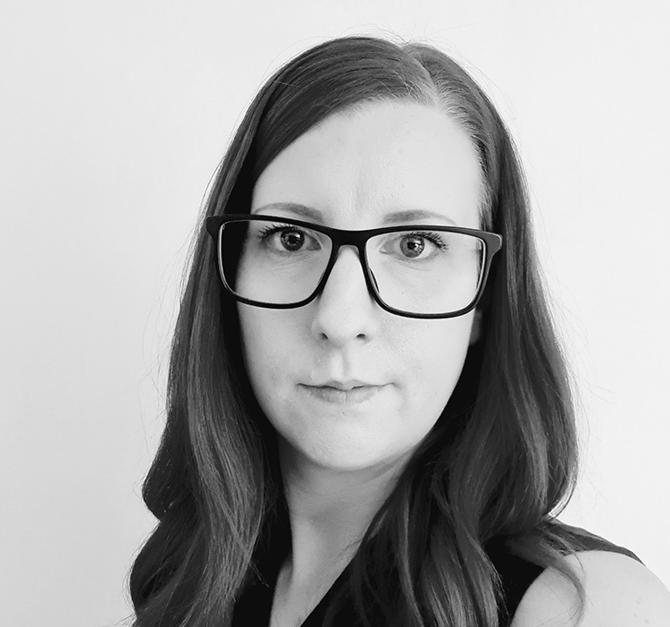 Sofie Palmgren<br />
Administrativ chef 